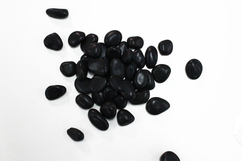 Black Pebbles 1 - 3 cm Bulk